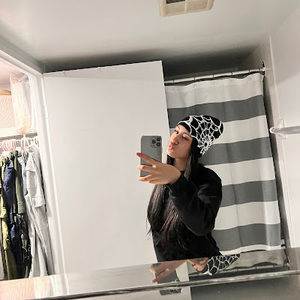 Meet your Posher, Nadia